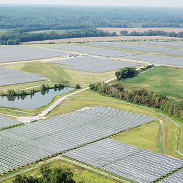 Birds-eye view of Hollyfield solar facility